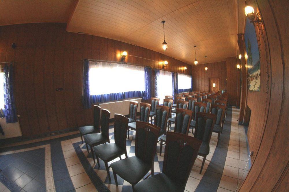 Hotel Daisy Budget Краков Экстерьер фото