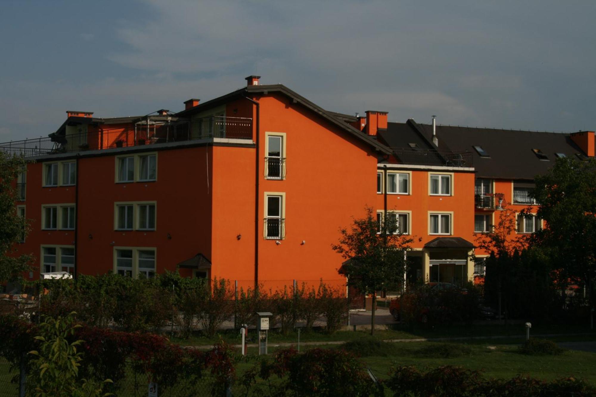 Hotel Daisy Budget Краков Экстерьер фото